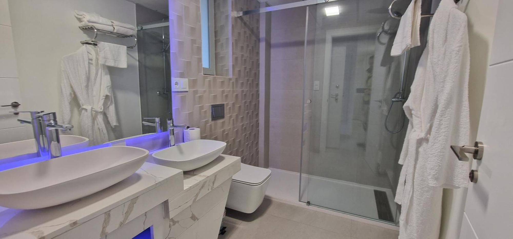 Apartamentos Oasis De La Cala Финестрат Экстерьер фото